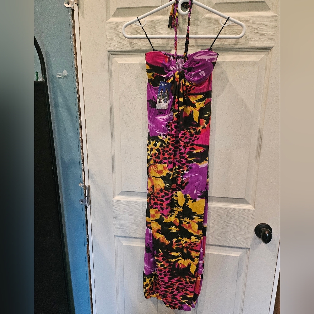 Vibrant Summer Maxi Dress 🧡💛